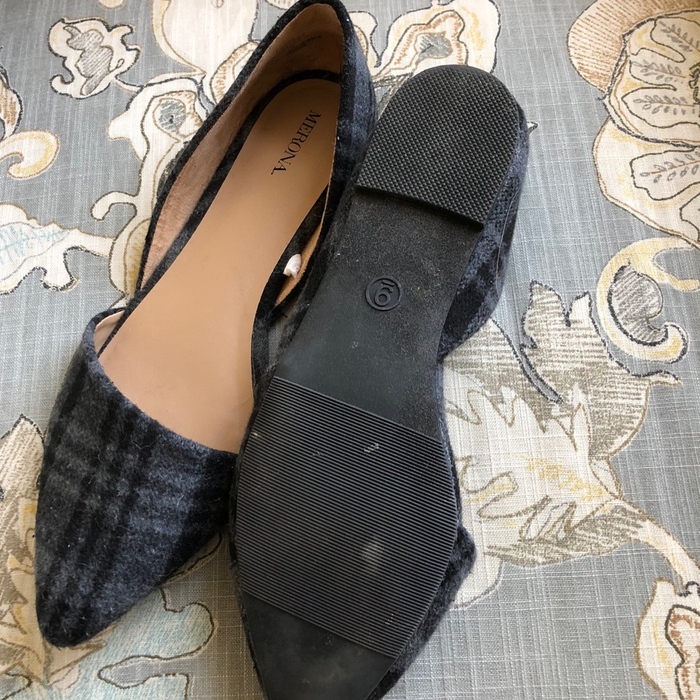 Plaid Flats - Picture 2 of 2